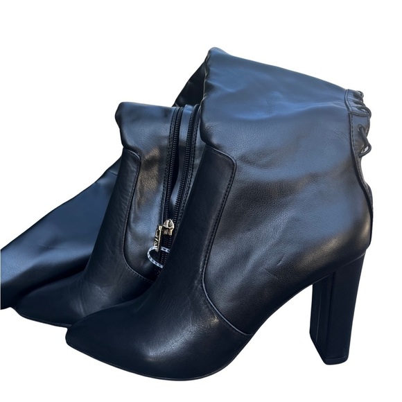 KURT Geiger Pointed Toe Knee High Lace-Up Black Leather High Block Heeled Boots - Picture 13 of 16